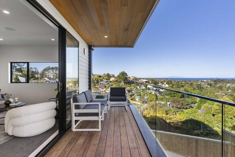 905c East Coast Road Northcross_11