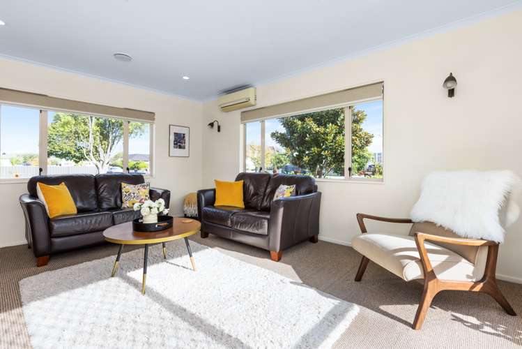 14 Cassino Crescent Onekawa_15