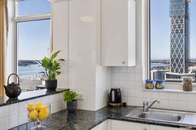 2407/8 Albert Street Auckland Central_9