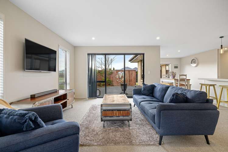 14 Eastfield Drive Lincoln_18