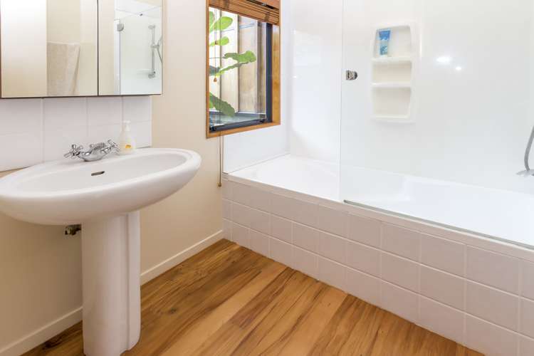 38a Montgomery Crescent Cockle Bay_13