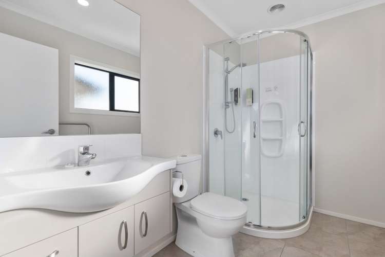 4/12 Short Street Claudelands_9