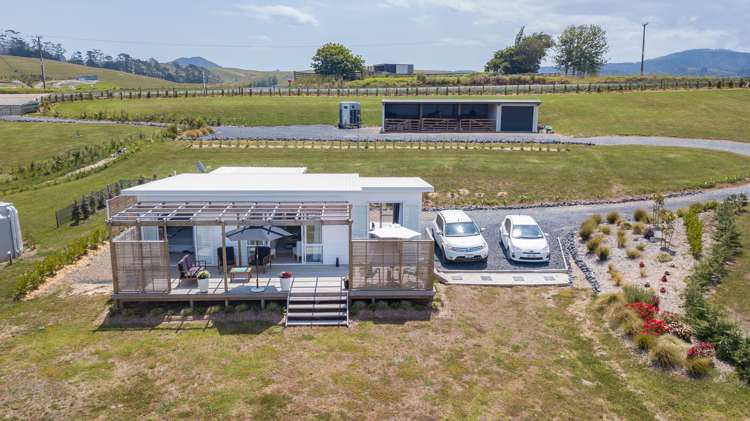 64 Brown Road Kaiwaka_8