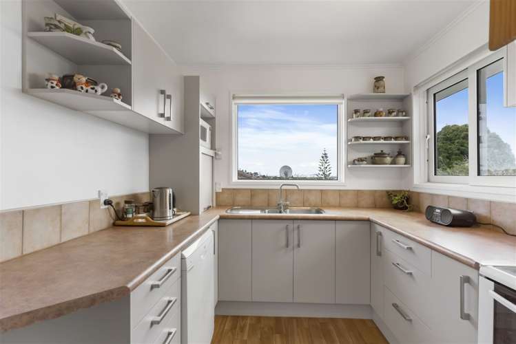 42 Juniper Road Sunnynook_5