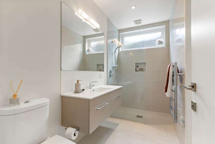 3 Godden Crescent Orakei_25