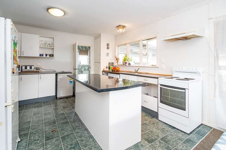 58 Hallberry Road Mangere East_6