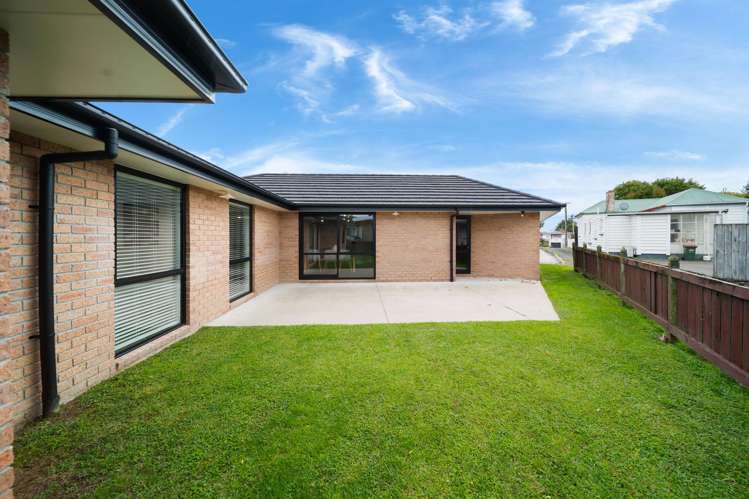 16A Albert Street Hamilton East_18