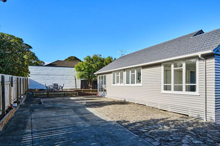 38a Victory Crescent Tawa_21