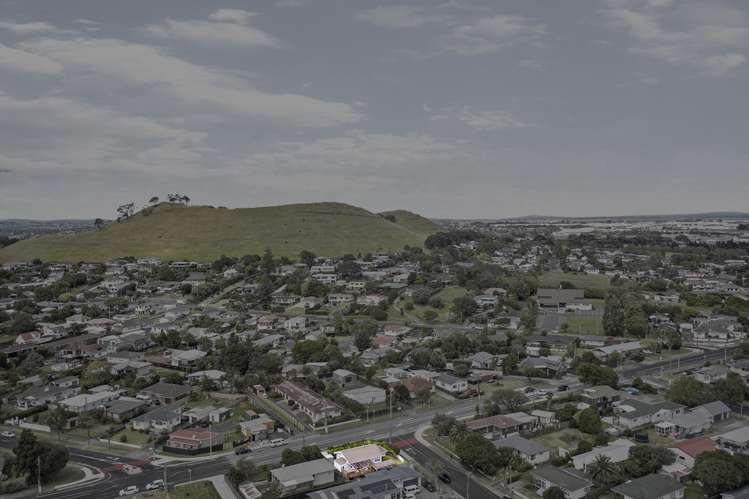 2/16 Wallace Road Mangere Bridge_18