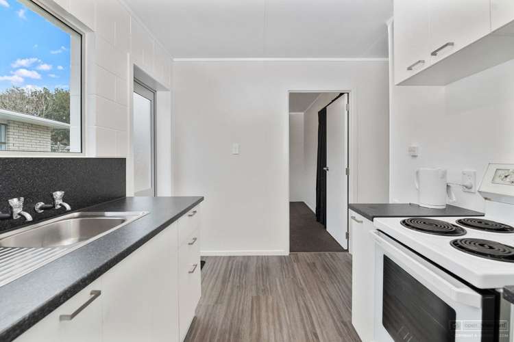 1/52 Bayly Street Waitara_4