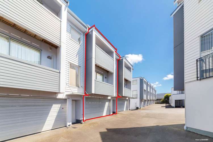 53/3 Wagener Place Mount Albert_14