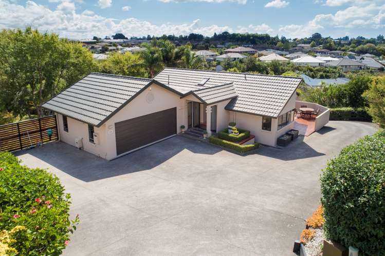 35 Mahonia Place Pyes Pa_1