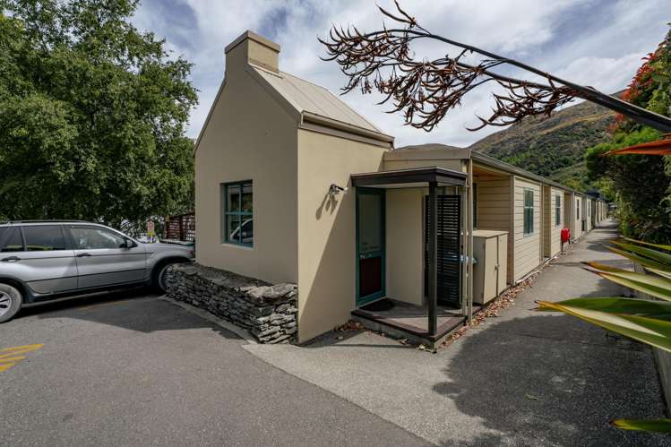 69-70/4 Lake Avenue Frankton_17