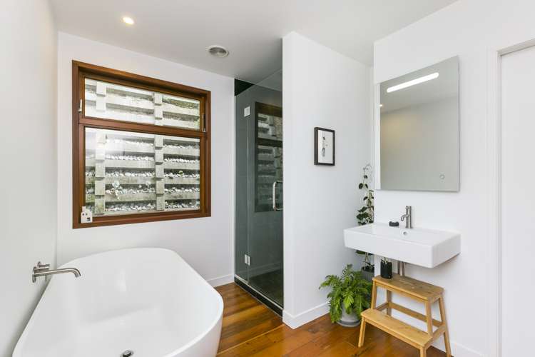 11 Fortification Road Karaka Bays_10