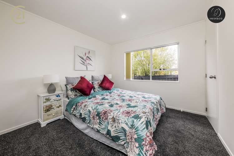 2/11 Rollerson Street Papakura_8