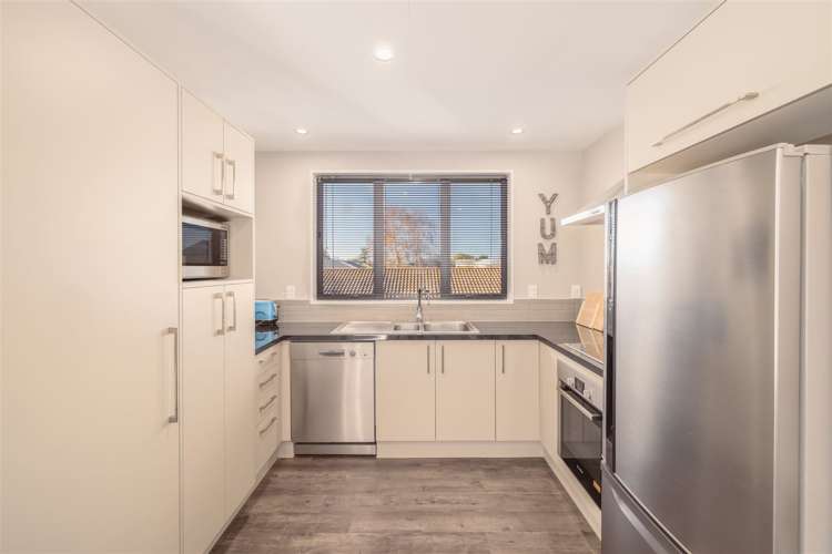 2/72 Purchas Street Saint Albans_2