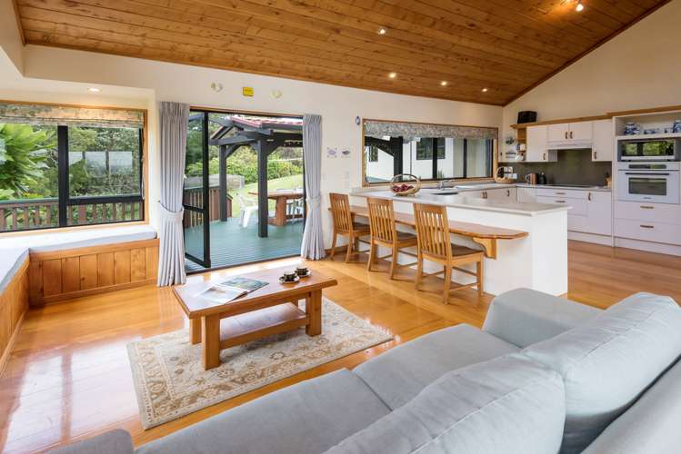 82 Harry Dreadon Road Opaheke_7