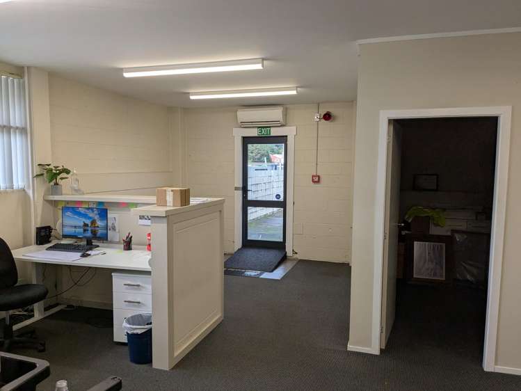 4 Railway Avenue Upper Hutt Central_5