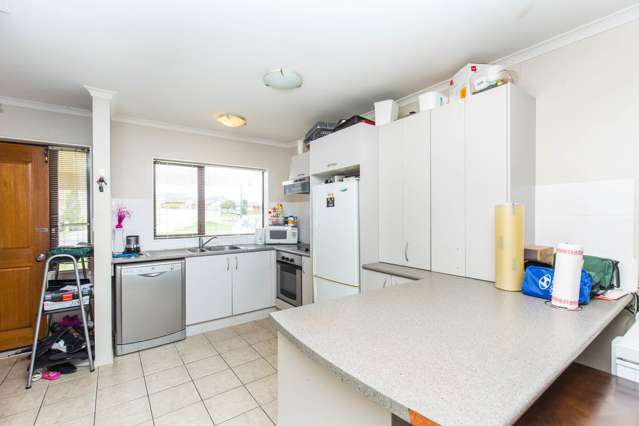 65 Naylors Drive Mangere_2