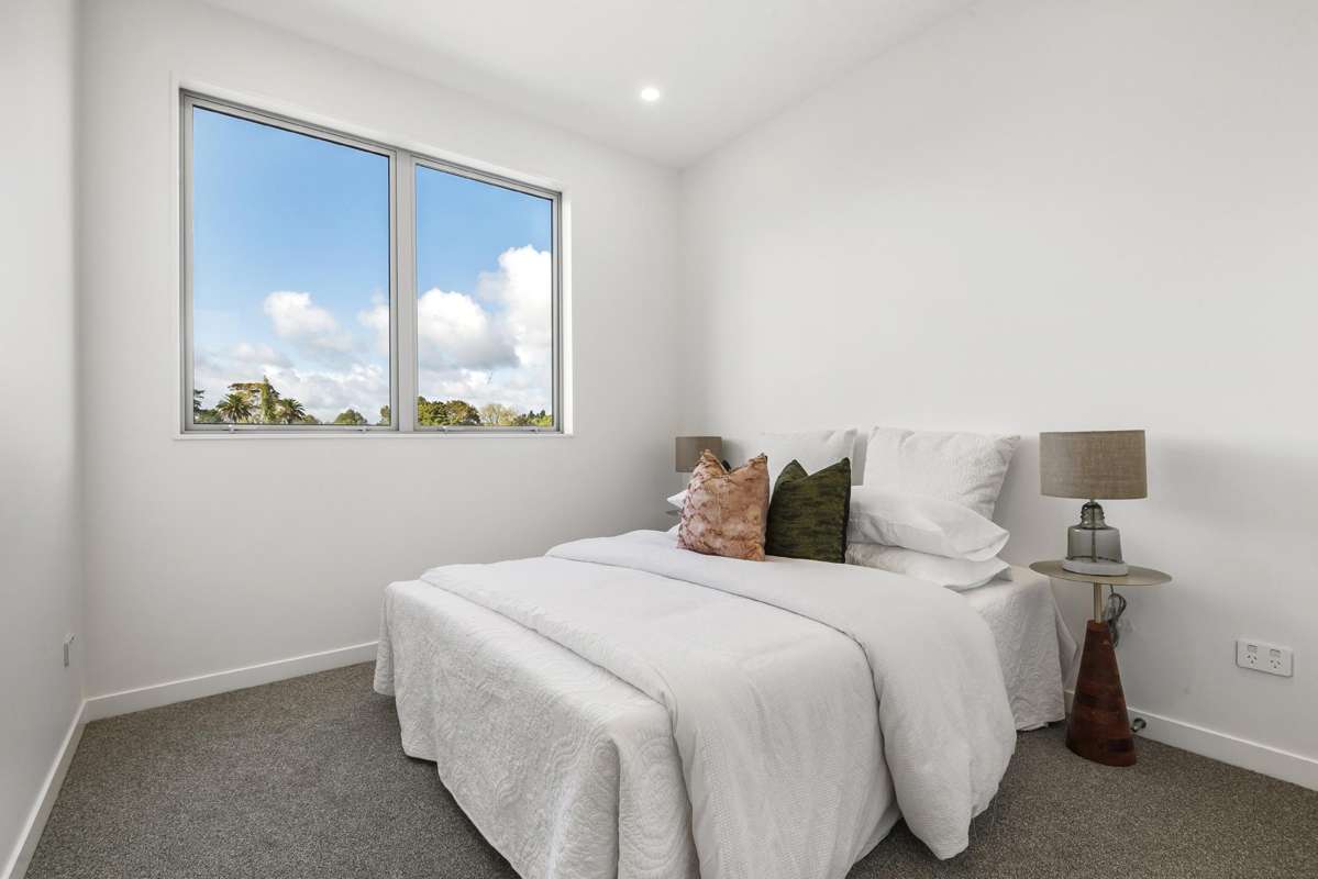 99 Tributary Parade_1