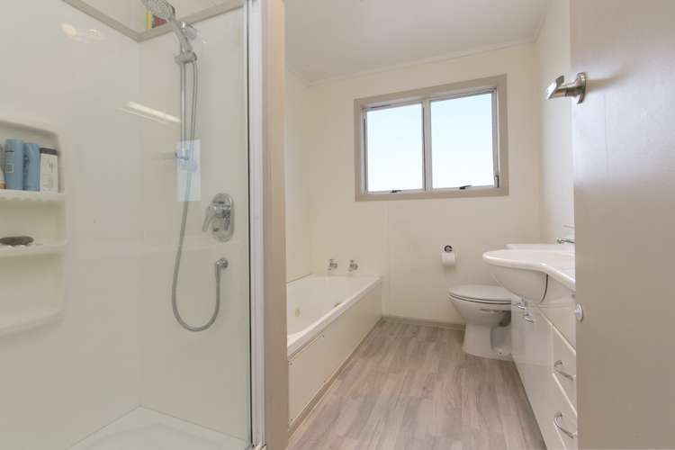 27 Great North Road Riverhead_10