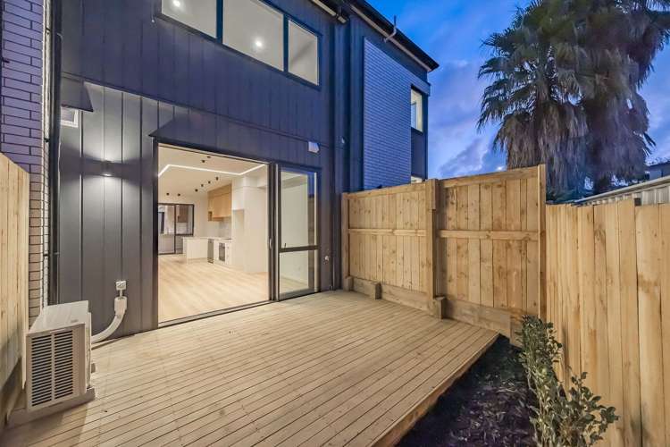 14/7 Broadview Place Howick_6