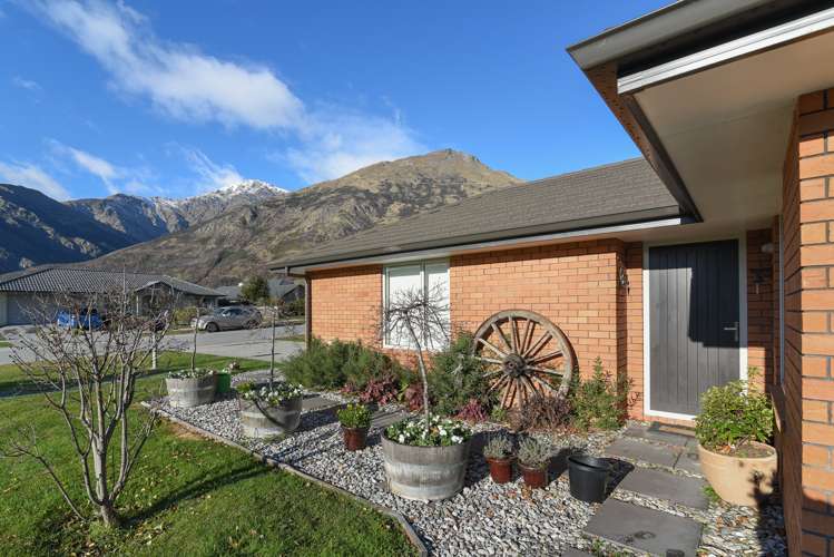 38 Quill Street Dalefield/Wakatipu Basin_7