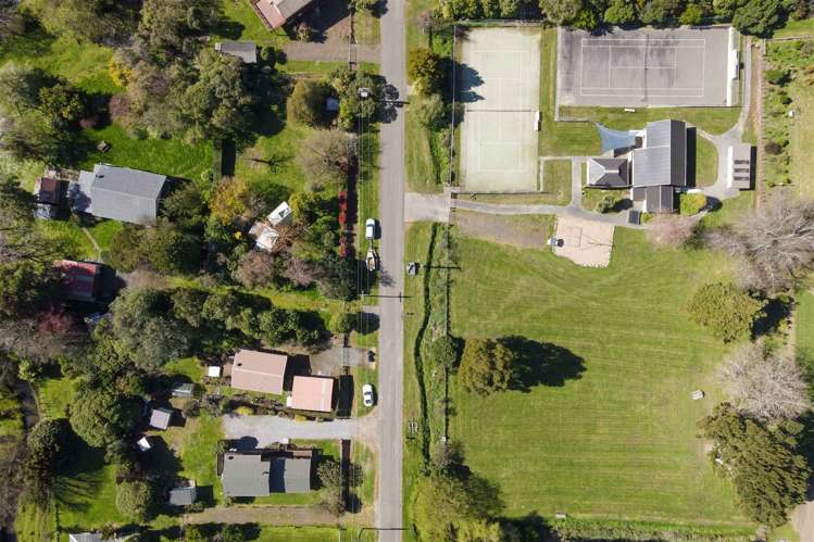 583 Little Akaloa Road Little Akaloa_19