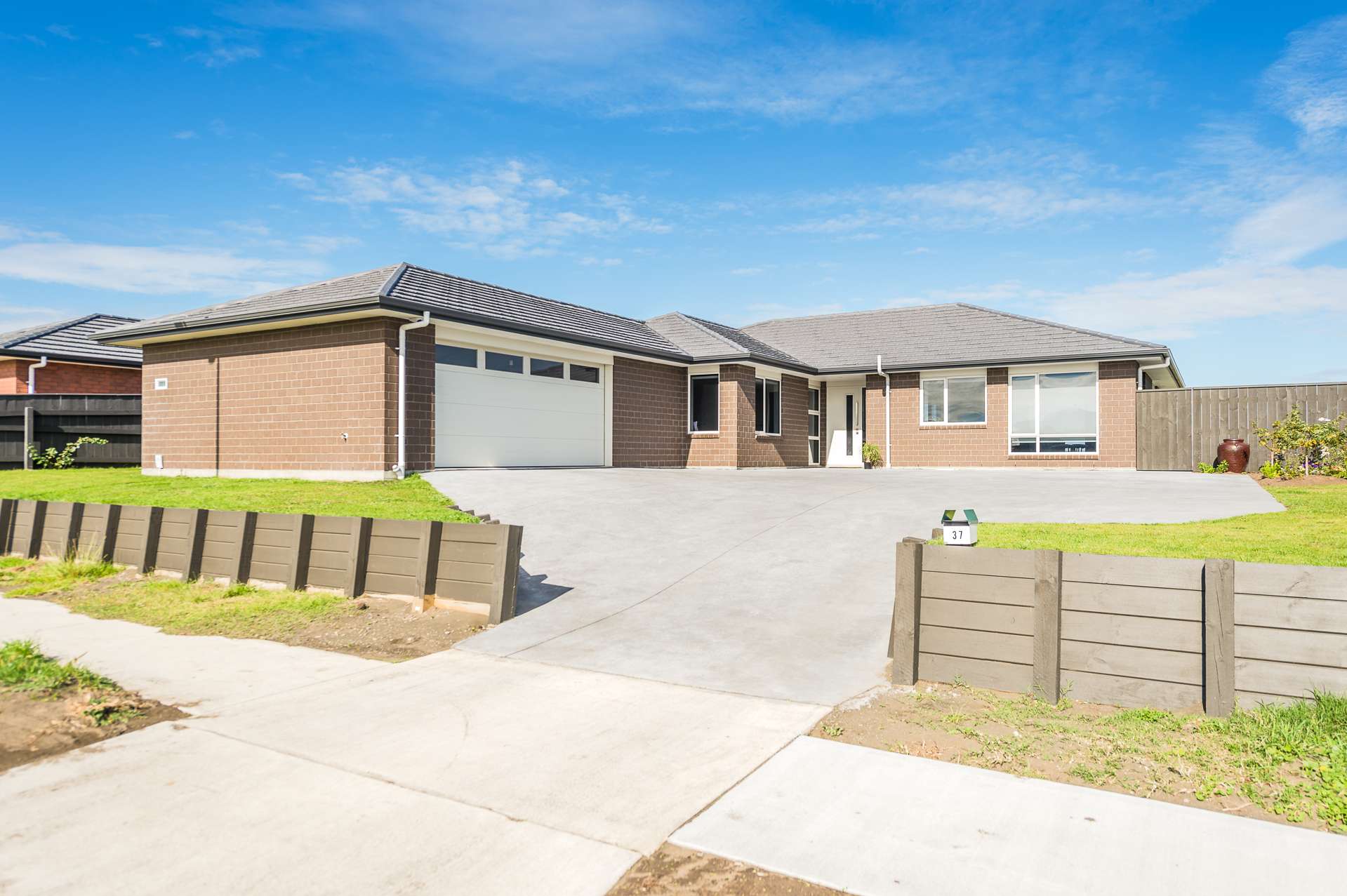 37 Magnolia Crescent Tawhero_0