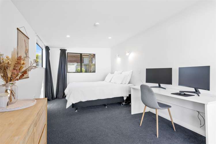 7 Pinehurst Crescent Russley_7