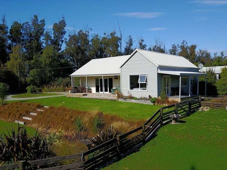 135 Seven Sisters Road Waitohi_0