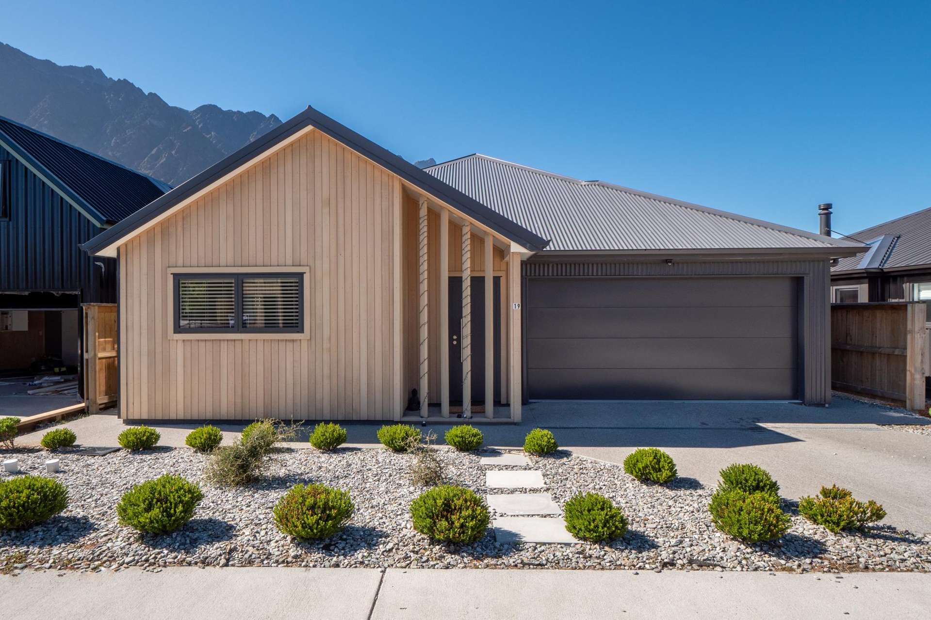 19 Grain Close Jacks Point_0