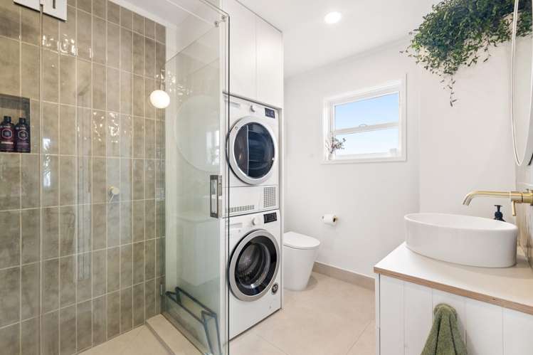 1/141 Edmonton Road Te Atatu South_12
