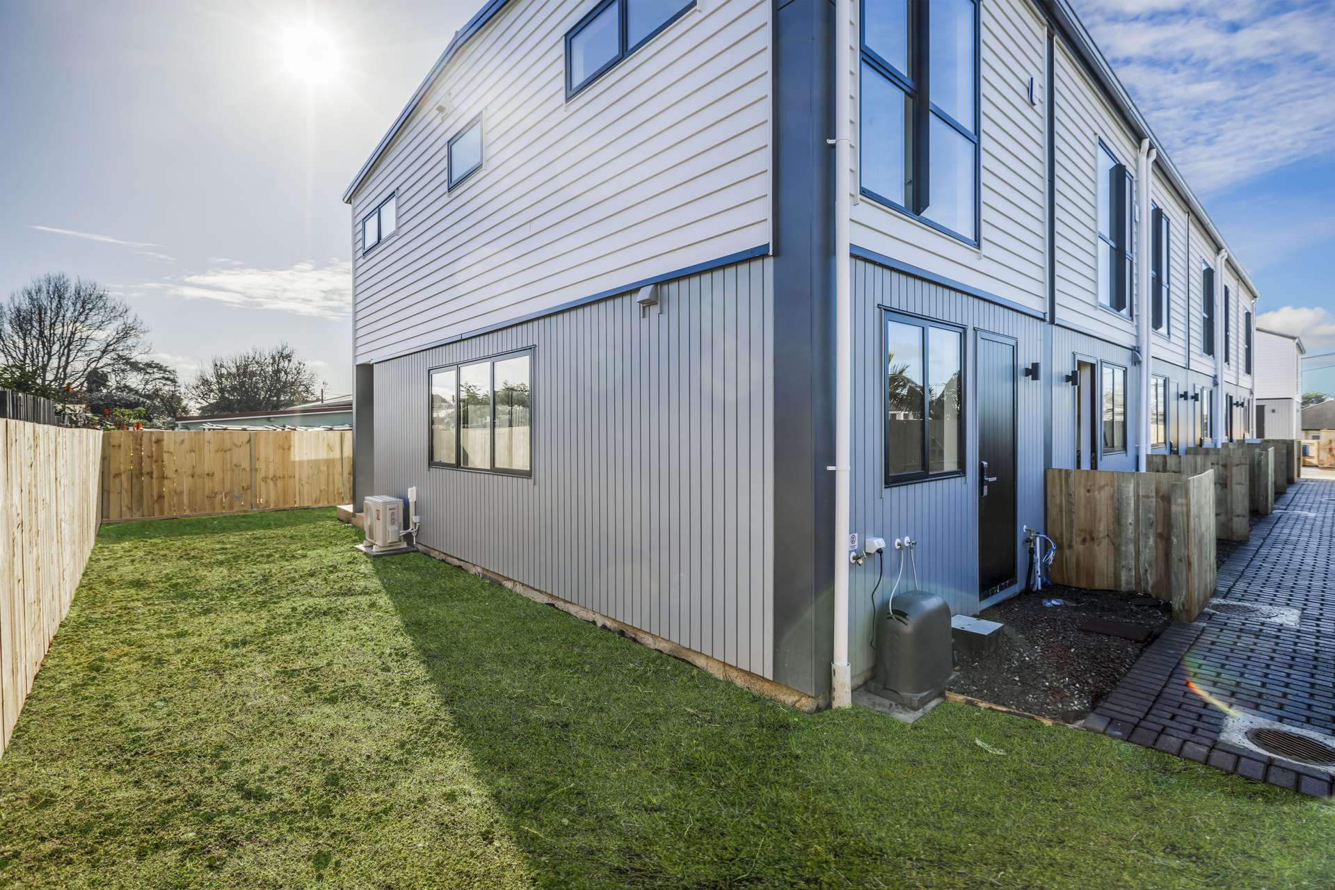 8/14 Clendon Place Manurewa_0