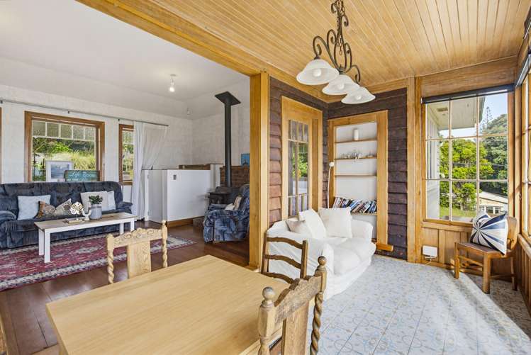 7 Tangahoe Street Paekakariki_12
