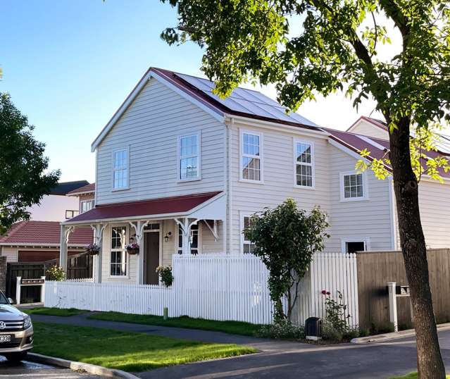 1/15 Bishop Street, Christchurch