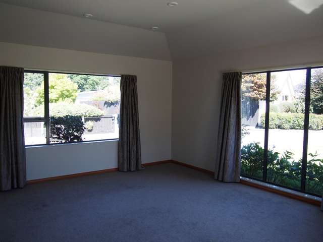 13 Country Place Allenton_3