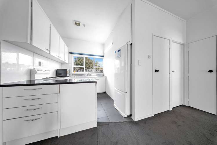 1/52 Marr Road Manurewa_6