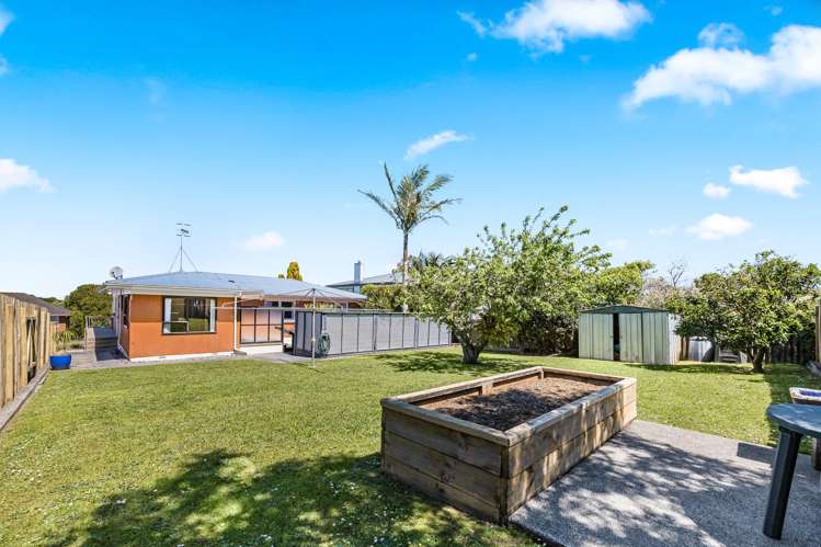 39 Holland Road Hillcrest_13