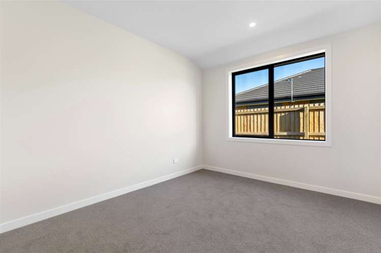 8 Agathis Crescent Wigram_10