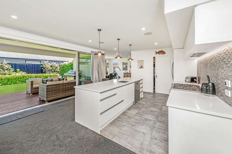 43 Jean Archie Drive Rolleston_10