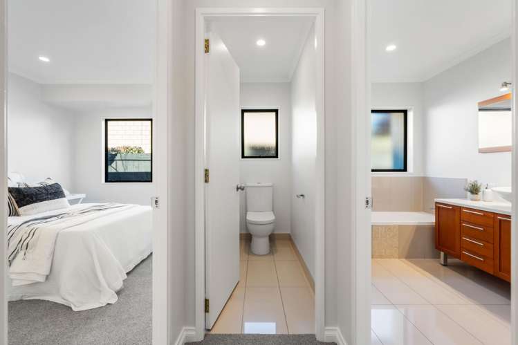 31 Ocean Crest Papamoa_16