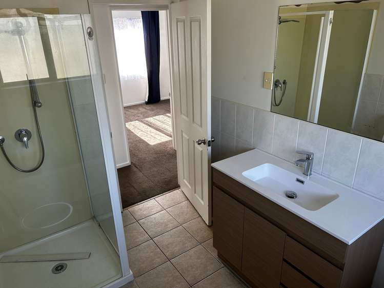 9 Glenveagh Park Drive Manurewa_8