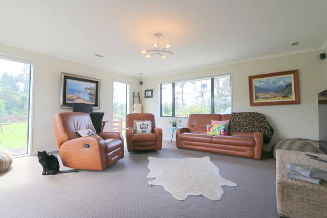 16 Awarua Road Otatara_3