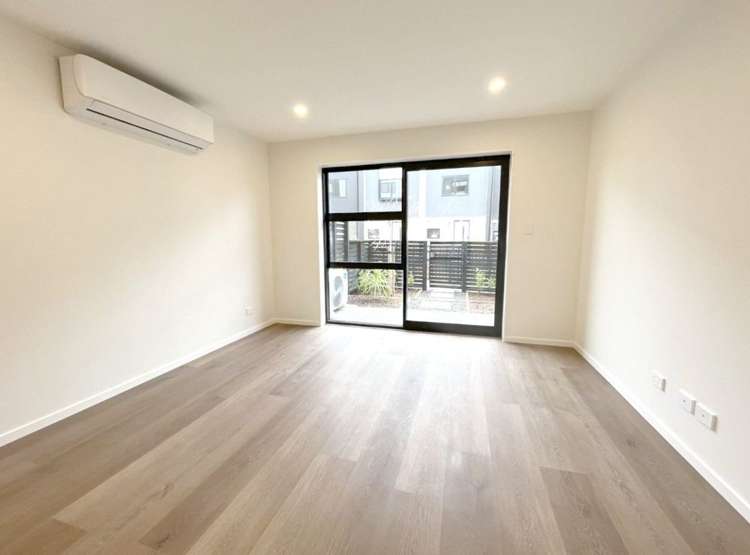  6/327 Glengarry Road Glen Eden_1