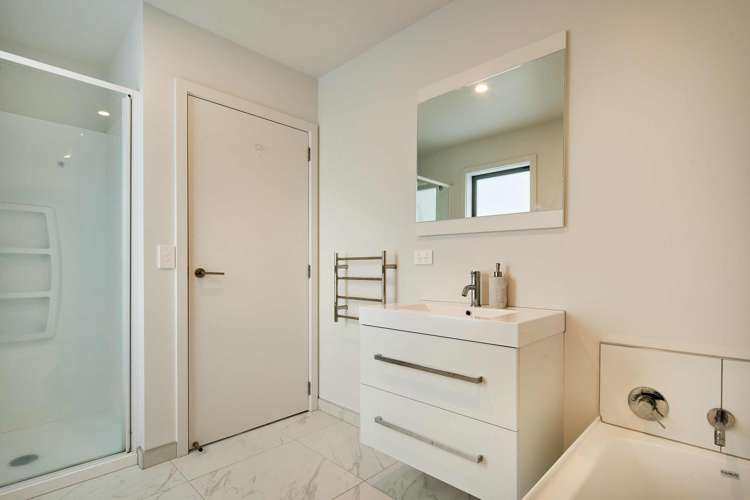 11 Lemonwood Way Woodridge_12