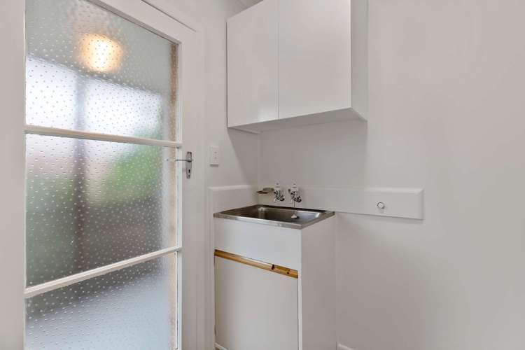 2/11 Miles Avenue Papatoetoe_8