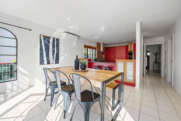 2b Rostrevor Street Hamilton Central_10