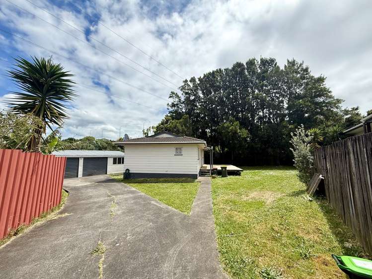 15 Jontue Place Clover Park_19