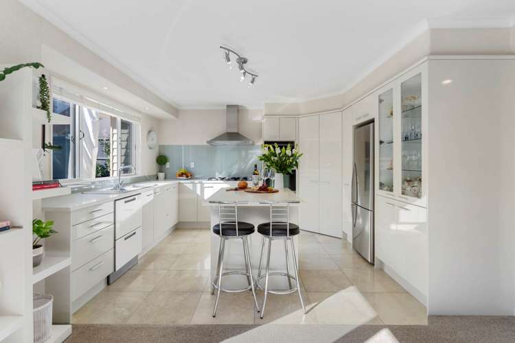 42 Coachman Drive Flat Bush_13